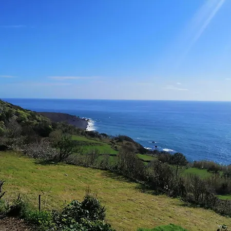 A Casa Do Ti Mendonca Lajes das Flores